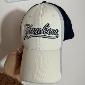 Yankees baseball hat 🧢 ⚾️  One Size fits All